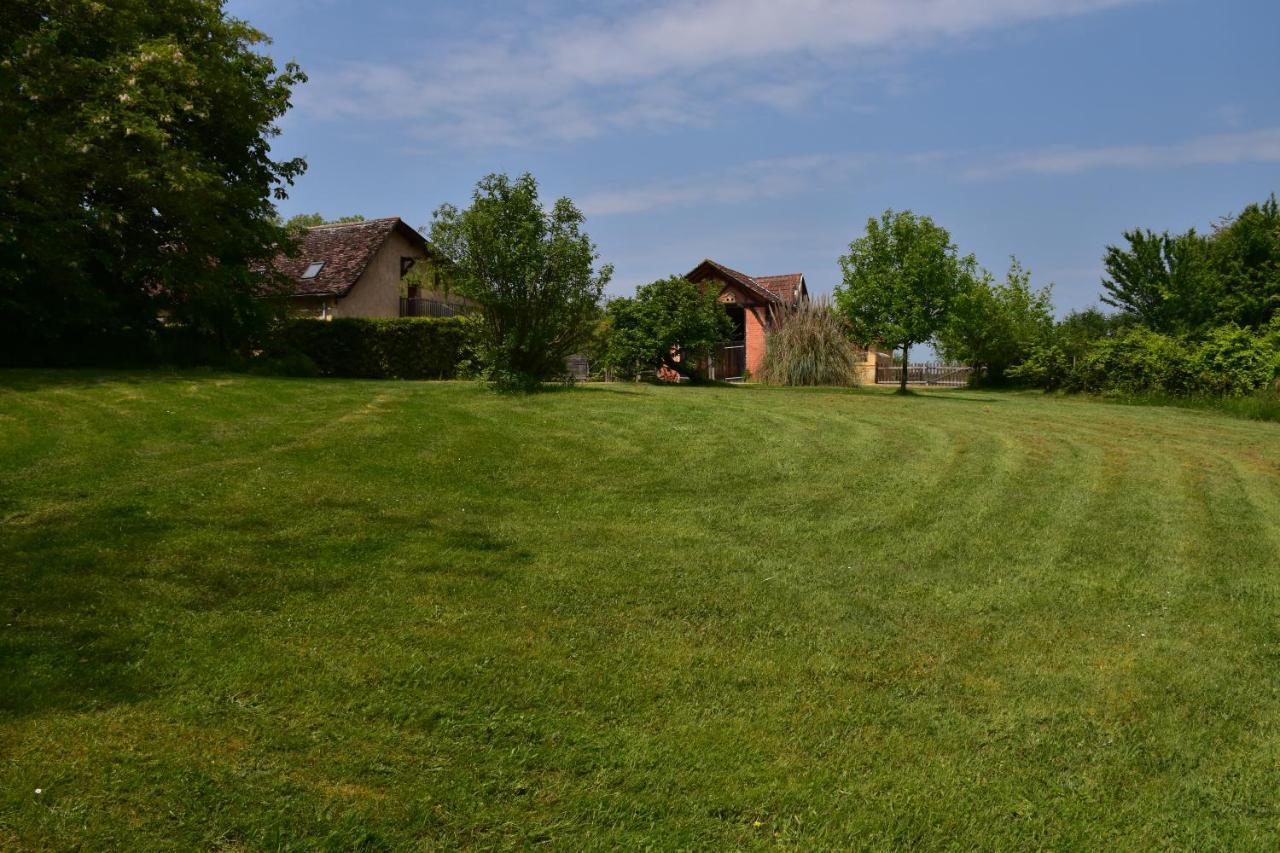 3 gites à la campagne - Bergerac à 5mn - Domaine de Bellevue Cottage Lembras Esterno foto